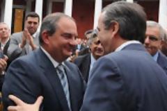 Βρήκε αγοραστή για το γραφείο του ο Κώστας Καραμανλής