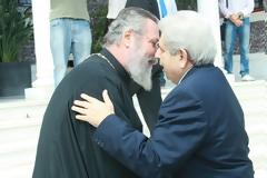 ΧΡΙΤΟΦΙΑΣ: ''ΦΕΥΓΩ ΜΕ ΨΗΛΑ ΤΟ ΚΕΦΑΛΙ''