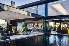 Μοντέρνα οικία από τους Nico van der Meulen Architects
