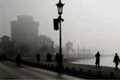 Αποπνικτική και επικίνδυνη η ατμόσφαιρα της Θεσσαλονίκης από την καύση
στερεών καυσίμων