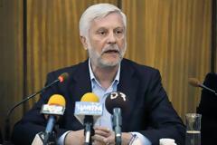 Τατούλης: Να διαλυθούν οι καταυλισμοί των Ρομά στην Πελοπόννησο