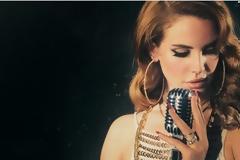 To νέο «μαύρο» τραγούδι της Lana Del Rey!