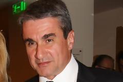 Ο Λοβέρδος...καταγγέλει την πρώην κυβέρνηση του ΠΑΣΟΚ, δηλαδή τον...εαυτό του!!!!