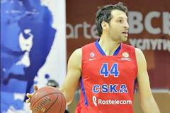 «Με νοιάζει η εξυπνάδα του, όχι η ηλικία του»