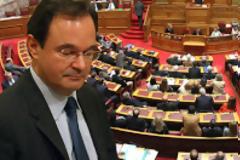 Πολιτικός «σεισμός» από την εμπλοκή Παπακωνσταντίνου στη λίστα Λαγκάρντ