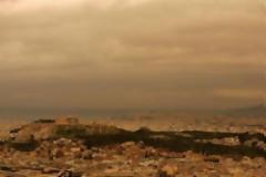 Συναγερμός για την αιθαλομίχλη σε όλη τη χώρα από τα τζάκια