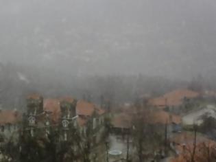 Φωτογραφία για Ορεινή Ναυπακτία: Χιονίζει στην Άνω Χώρα - Δείτε βίντεο