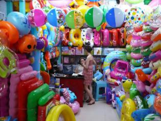 Φωτογραφία για Ηλεία: Αυξημένη η κίνηση στα καταστήματα παιχνιδιών