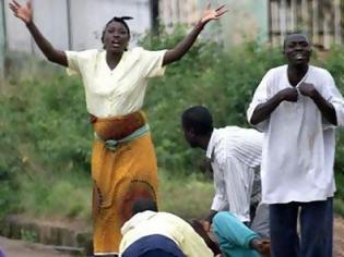 Φωτογραφία για Φρίκη στη Νιγηρία: Μπήκαν μέσα στα σπίτια και έσφαξαν 15 χριστιανούς...Αυτοί είναι που ζητάνε να γίνει τζαμί στην Αθήνα?