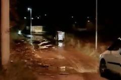 «Βούλιαξε» ολόκληρη η Αττική: Κινδυνεύουν και κατοικίες στον Ωρωπό