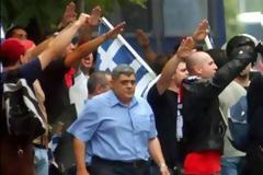 Η βία ως μαμή της Ιστορίας 2