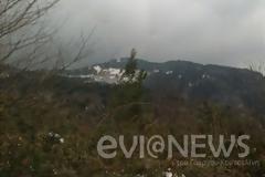 Χαλκίδα: Στην πόλη έριχνε βροχή και στα βουνά ... χιόνι!