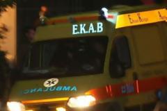 Αλιβέρι: Χτύπησε σε τροχαίο, ξεψύχησε μέσα στο ασθενοφόρο!