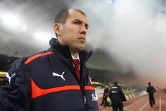 cmjornal.xl.pt : ΑΠΕΙΛΕΙ ΝΑ... ΑΝΑΔΕΙΧΤΕΙ ΠΡΩΤΑΘΛΗΤΗΣ ΜΕ ΤΟΝ ΟΛΥΜΠΙΑΚΟ Ο ΖΑΡΝΤΙΜ