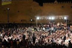Και με τη ..βούλα Γκίνες στην Κρήτη η Μεγαλύτερη Ορχήστρα Μαντολίνου