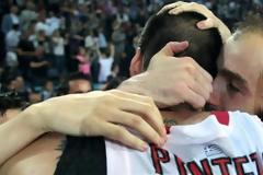 ΘΡΥΛΙΚΟ ΕΤΟΣ... ΕΠΙΚΟΣ ΘΡΥΛΟΣ! ΣΑΣ ΕΥΧΑΡΙΣΤΟΥΜΕ ΜΑΓΚΕΣ! (VIDEOS, FULL GAME VIDEO & PHOTOS)