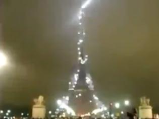Φωτογραφία για Υποδοχή του νέου έτους στο Παρίσι [Video]