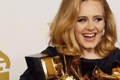 H Adele στην 4η θέση των εμπορικότερων δίσκων όλων των εποχών