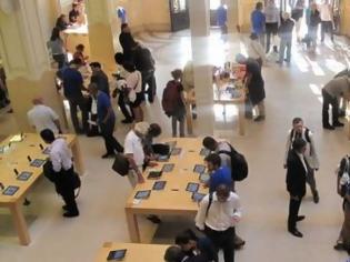 Φωτογραφία για News: Ένοπλη ληστεία στο Apple Store  video