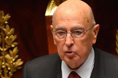 Ναπολιτάνο: Αναγκαίες οι θυσίες