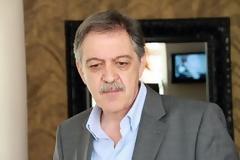 Έχει γίνει επιλογή από την Ε.Ε σε συμφωνία με την χώρα μας, να μετατεθεί η επαπειλούμενη χρεοκοπία σε 3-4 χρόνια...