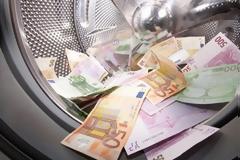ΑΥΤΗ ΤΗ ΛΙΣΤΑ ΦΟΒΑΤΑΙ Η ΚΥΒΕΡΝΗΣΗ