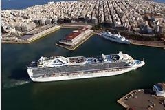Πάνω από 710 κρουαζιερόπλοια το 2013 στον Πειραιά