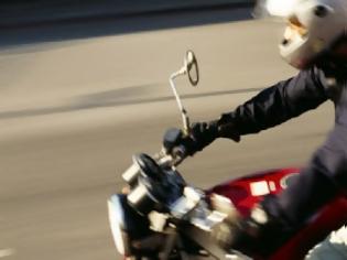 Φωτογραφία για Αμαλιάδα: Πρώην αστυνομικός επιχείρησε να πατήσει μοτοσικλετιστή!