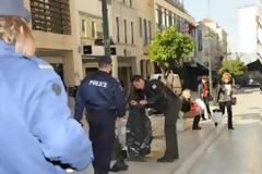 Τώρα: Επιχείρηση κατά του παραεμπορίου στο κέντρο