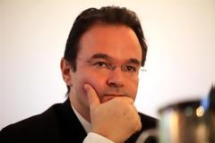Frankfurter Allgemeine: «Καλός Παπακωνσταντίνου, κακός Παπακωνσταντίνου»