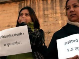 Φωτογραφία για Νεπάλ: Συνεχίζονται οι διαδηλώσεις για τον βιασμό μιας γυναίκας από αξιωματούχους