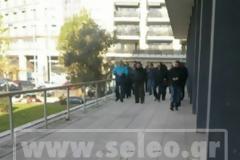 Υποδοχή ηρώων στους συλληφθέντες αστυνομικούς για το κύκλωμα ναρκωτικών!