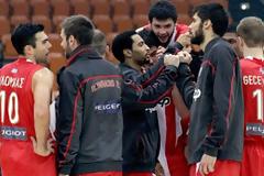ΤΕΡΜΑ ΤΑ ΑΣΤΕΙΑ... ΓΙΑ ΤΗ ΝΙΚΗ ΚΑΙ ΚΑΛΟ ΜΠΑΣΚΕΤ ΜΕ ΜΠΕΣΙΚΤΑΣ!