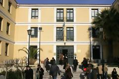 Τηλεφώνημα για βόμβα στην Ευελπίδων