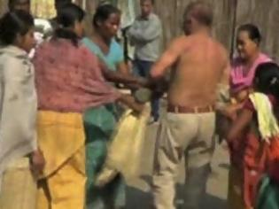 Φωτογραφία για Ινδία: Λίντσαραν πολιτικό γιατί βίασε γυναίκα ..(Βίντεο)