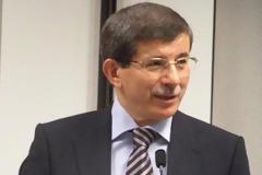 Για διαδικασία με χρονοδιαγράμματα στο Κυπριακό κάνει λόγο ο Νταβούτογλου