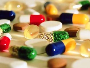 Φωτογραφία για Τον κώδωνα του κινδύνου κρούει η ΠΕΦ, διαπιστώνοντας λάθη στο δελτίο τιμών φαρμάκων. Σε πτώση οι πωλήσεις φαρμάκων το 2012 στην Ελλάδα