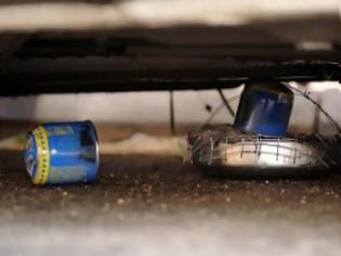 Φωτογραφία για Πάτρα: Επίθεση με γκαζάκια σε μπακάλικο τα ξημερώματα