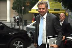 «Φρένο» από τρόικα στην εξόφληση χρεών μέσω πολλών δόσεων..Θέλουν να μας τελειώσουν όσο πιο γρήγορα γίνεται.