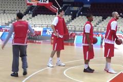 ΟΥΣΙΑ, ΘΕΑΜΑ ΚΑΙ... ΣΕΡΜΑΝΤΙΝΙ ΚΟΝΤΡΑ ΣΤΟΝ ΠΑΝΕΛΕΥΣΙΝΙΑΚΟ ΟΙ ΠΡΩΤΑΘΛΗΤΕΣ!