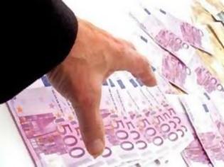 Φωτογραφία για Η εφορία βάζει χέρι στις καταθέσεις για χρέη άνω των 500€