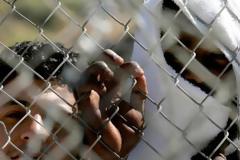 Λίγα λίγα στέλνουν στη χώρα τους τα «μαύρα» χρήματα οι μετανάστες