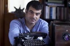Νέα επίθεση Βαξεβάνη κατά Βενιζέλου