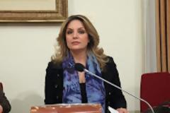 Το «φλερτ» Γκερέκου - ΣΥΡΙΖΑ οδηγεί σε... γάμο
