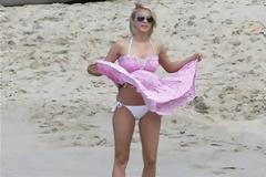 Την... είδε Marilyn Monroe η Julianne Hough