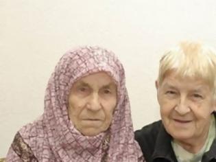 Φωτογραφία για Το Facebook ένωσε 2 αδελφές μετά από 72 χρόνια!