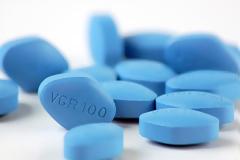 Πάτρα: Ξέμειναν από Viagra τα φαρμακεία! - 