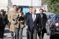 Ενώπιον των οικονομικών εισαγγελέων οι συγγενείς του Γ. Παπακωνσταντίνου