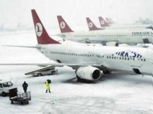 Φωτογραφία για «Παρέλυσε» η Κωνσταντινούπολη από τις έντονες χιονοπτώσεις - Νέες ακυρώσεις πτήσεων