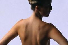 10 tips για να γλιτώσετε από τους πόνους της μέσης